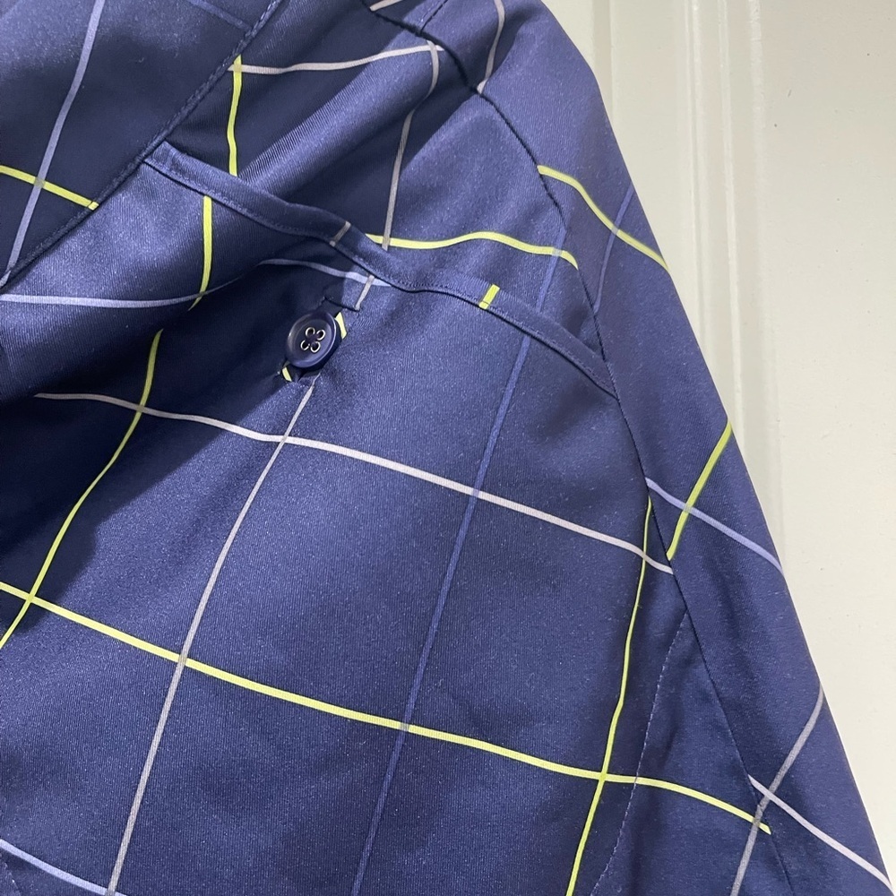 Nike golf Navy and Lime Checkered Men's Athletic Shorts - Picture 5 of 7